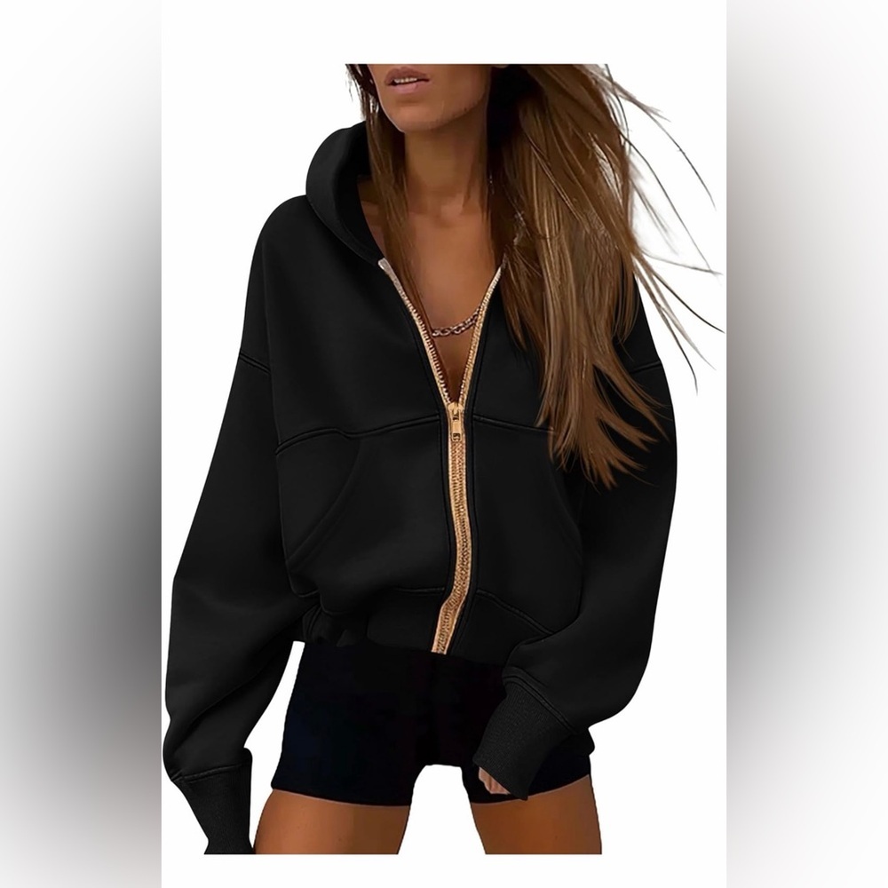 🆕Zip-Up Hoodie with Gold Zipper